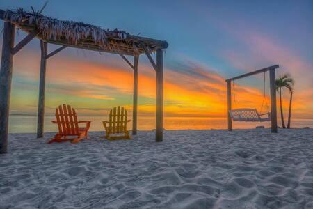 Вилла The Hemingway Subtropical Luxury On The Tampa Bay Экстерьер фото